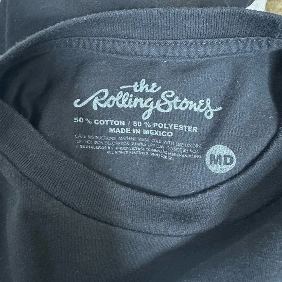 Rolling Stones Black and Red Short Sleeve Tee - Picture 5 of 5